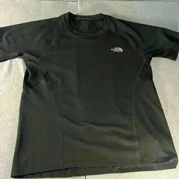 4 The North Face men's flash dry black and gray  T-shirts size small - Picture 7 of 11